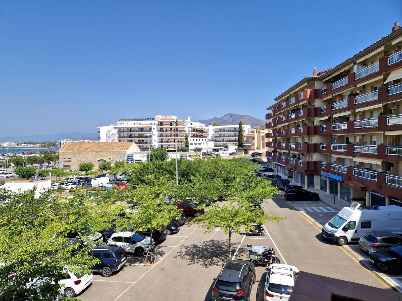 2 sovrum Lägenhet till salu i Roses - 220 000 € (Ref: 9186799)