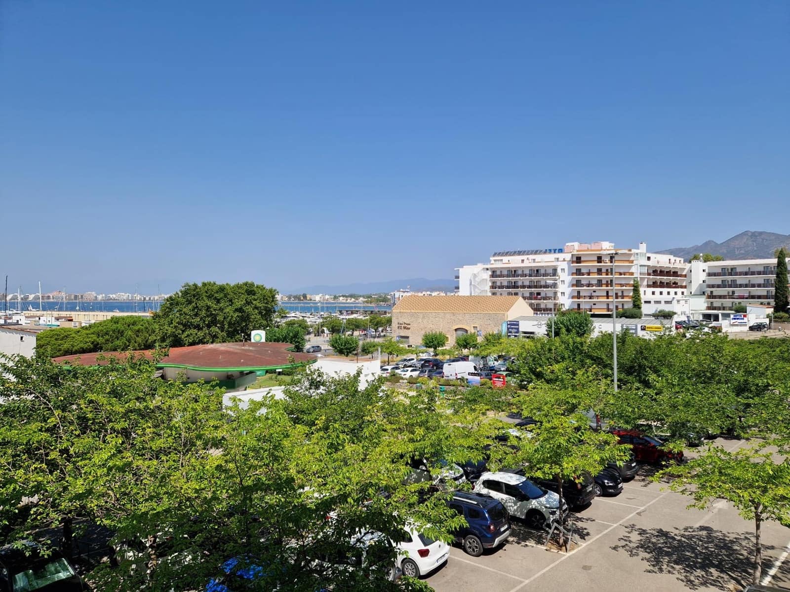 2 sovrum Lägenhet till salu i Roses - 220 000 € (Ref: 9186799)