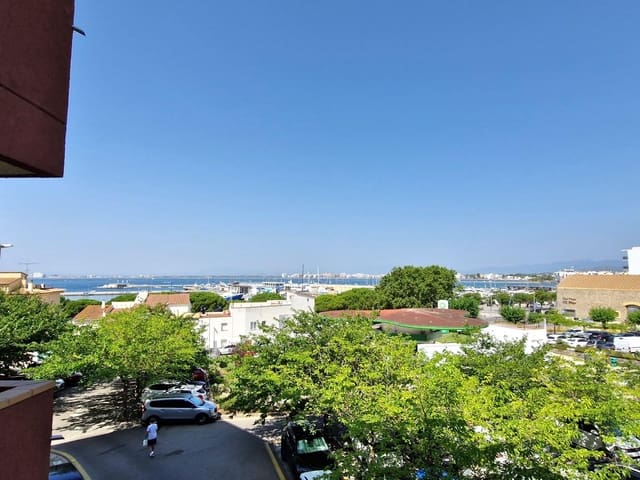 2 slaapkamer Appartement te koop in Roses - € 220.000 (Ref: 9186799)