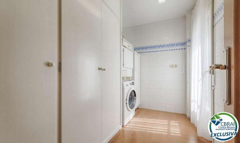 4 Zimmer Villa zu verkaufen in Roses mit Garage - 635.000 € (Ref: 9186800)