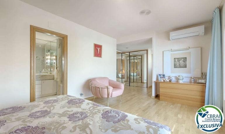 4 Zimmer Villa zu verkaufen in Roses mit Garage - 635.000 € (Ref: 9186800)