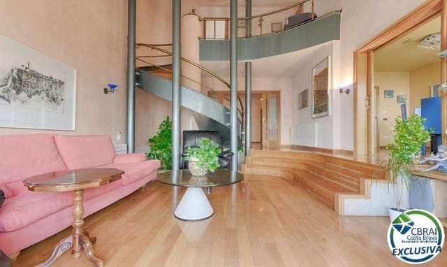 4 sypialnia Willa na sprzedaż w Roses z garażem - 635 000 € (Ref: 9186800)