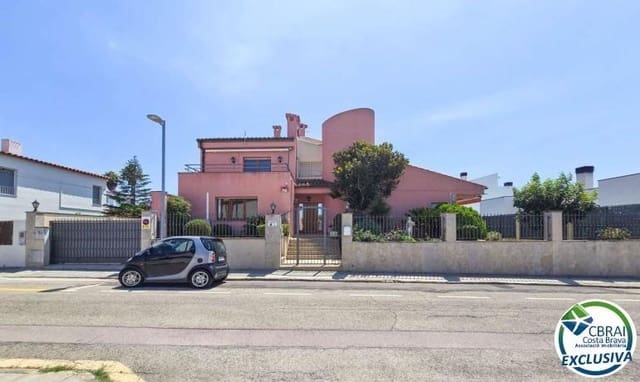 4 sypialnia Willa na sprzedaż w Roses z garażem - 635 000 € (Ref: 9186800)