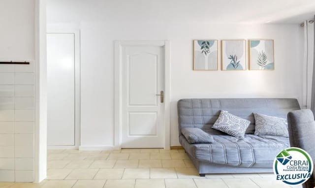 2 makuuhuone Huoneisto myytävänä paikassa Empuriabrava, Castelló d'Empúries - 134 000 € (Ref: 9192247)