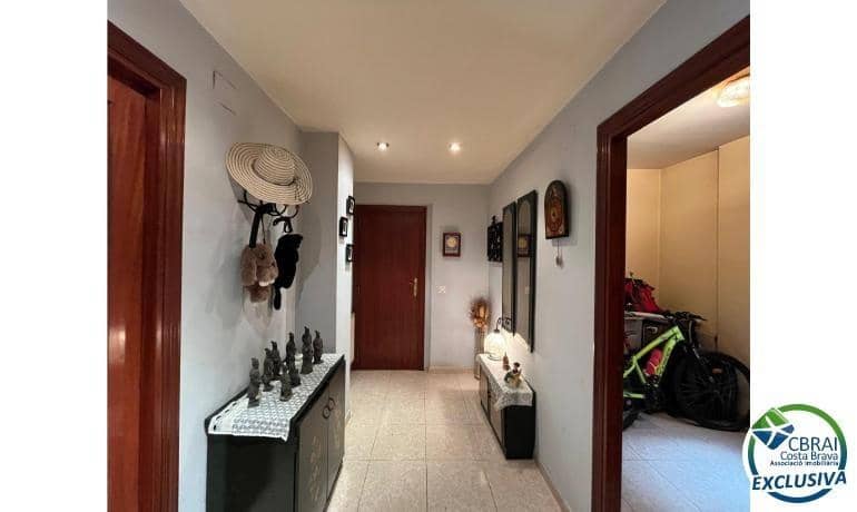 4 Zimmer Apartment zu verkaufen in Figueres - 275.000 € (Ref: 9215345)