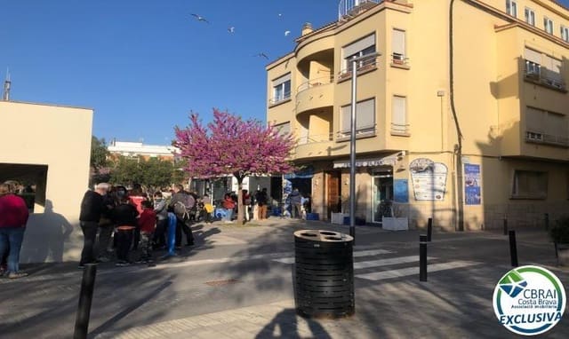 Gewerbe zu verkaufen in Roses - 185.000 € (Ref: 9215346)