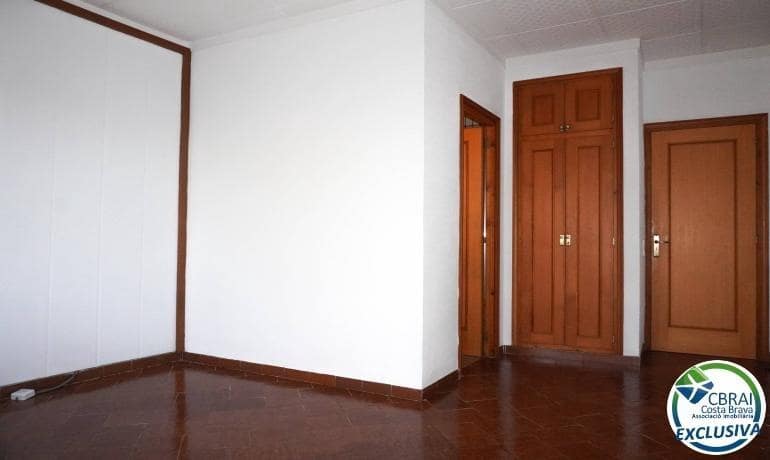 4 Zimmer Haus zu verkaufen in Vila-sacra mit Garage - 280.000 € (Ref: 9215349)