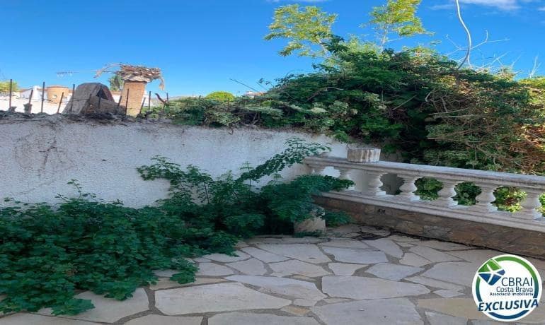 2 sypialnia Dom blizniak na sprzedaż w Empuriabrava - 299 000 € (Ref: 9215351)