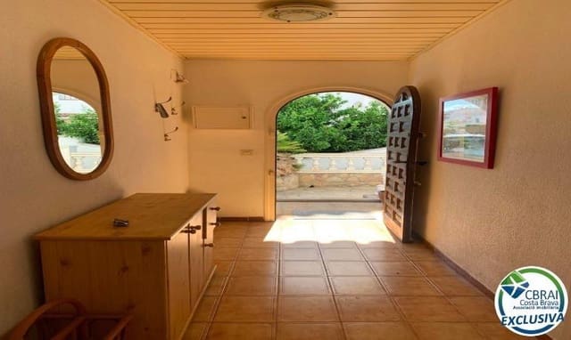 2 soveværelse Semi-Rækkehus til salg i Empuriabrava, Castelló d'Empúries - € 275.000 (Ref: 9215351)