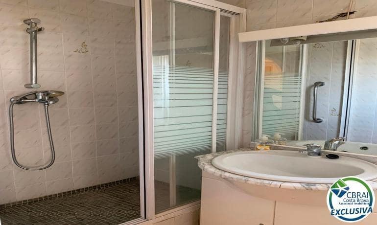 2 Zimmer Doppelhaus zu verkaufen in Empuriabrava - 275.000 € (Ref: 9215351)