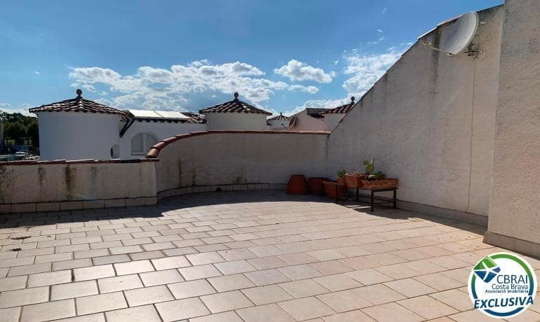 2 Zimmer Doppelhaus zu verkaufen in Empuriabrava - 275.000 € (Ref: 9215351)