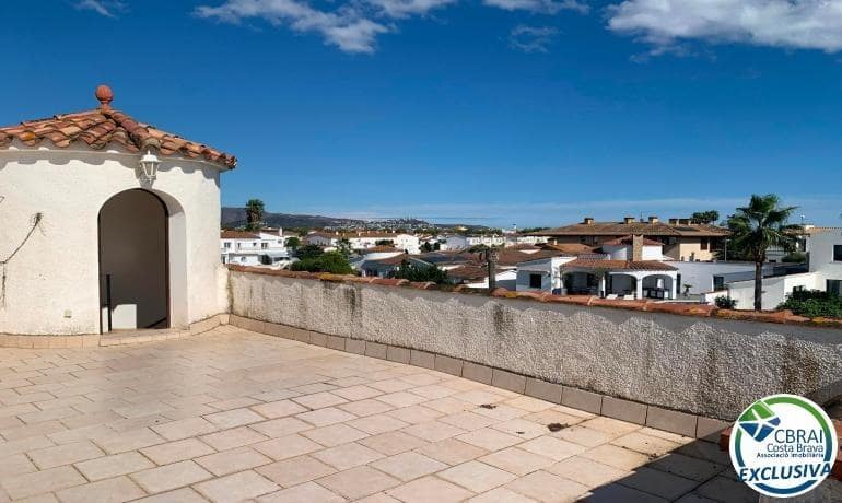 2 Zimmer Doppelhaus zu verkaufen in Empuriabrava - 275.000 € (Ref: 9215351)