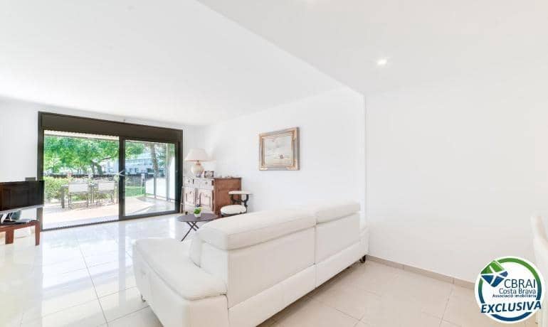 2 soveværelse Lejlighed til salg i Roses med swimmingpool - € 480.000 (Ref: 9272513)