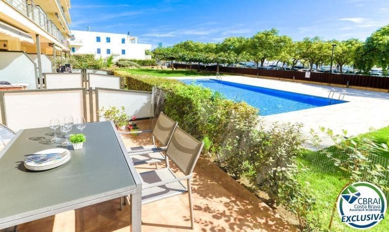 2 soveværelse Lejlighed til salg i Roses med swimmingpool - € 480.000 (Ref: 9272513)