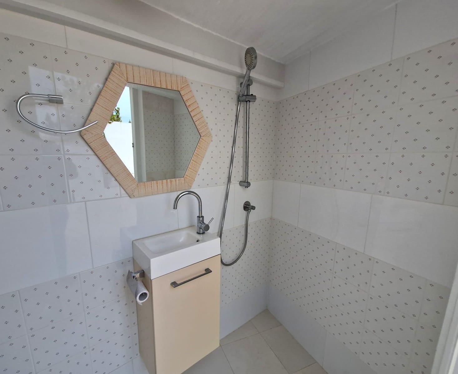 2 bedroom Penthouse for sale in Roses - € 580,000 (Ref: 9300988)