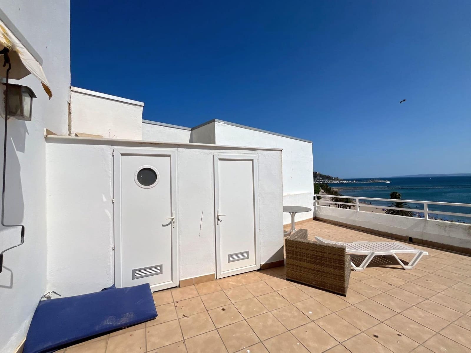 2 bedroom Penthouse for sale in Roses - € 580,000 (Ref: 9300988)