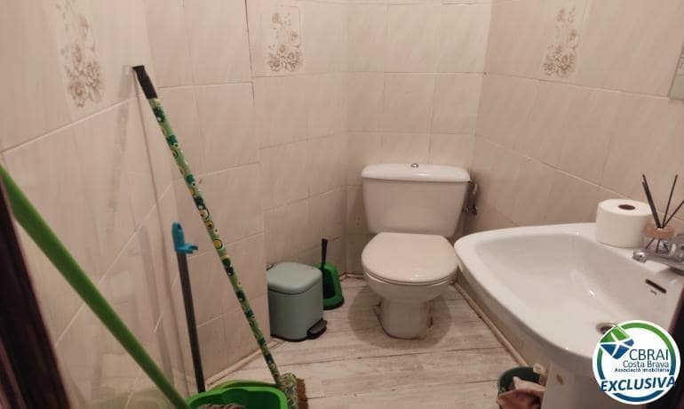 Gewerbe zu verkaufen in Roses - 129.000 € (Ref: 9312788)