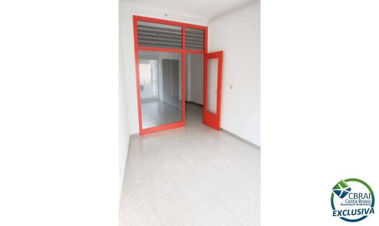 Commercial for sale in Figueres - € 75,000 (Ref: 9312789)
