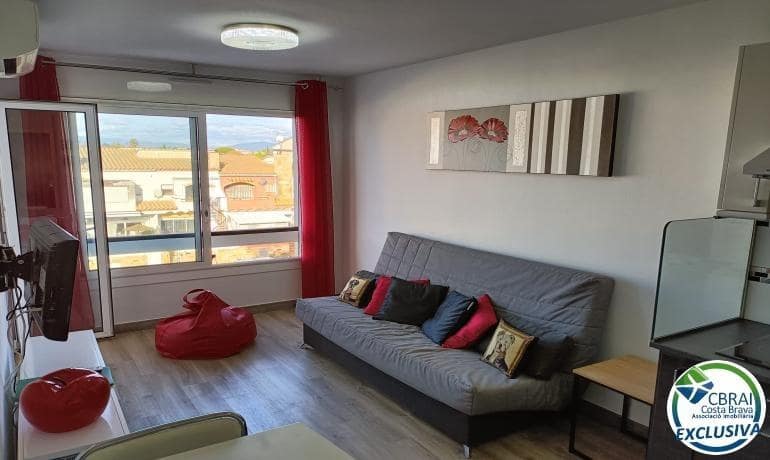 1 bedroom Apartment for sale in Empuriabrava - € 154,000 (Ref: 9330554)