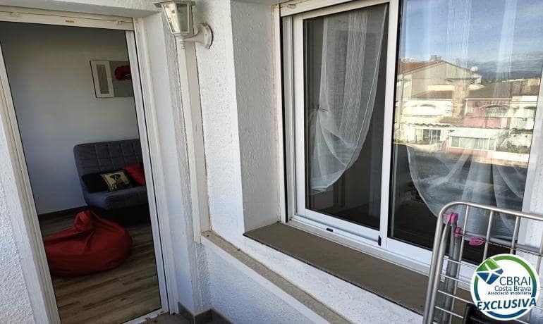 1 bedroom Apartment for sale in Empuriabrava - € 154,000 (Ref: 9330554)