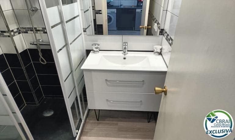 1 bedroom Apartment for sale in Empuriabrava - € 154,000 (Ref: 9330554)