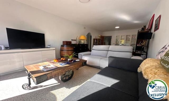 2 slaapkamer Appartement te koop in Empuriabrava, Castelló d'Empúries - € 175.000 (Ref: 9334856)