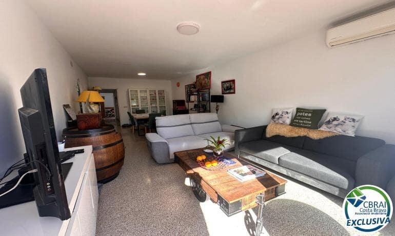 2 slaapkamer Appartement te koop in Empuriabrava - € 175.000 (Ref: 9334856)