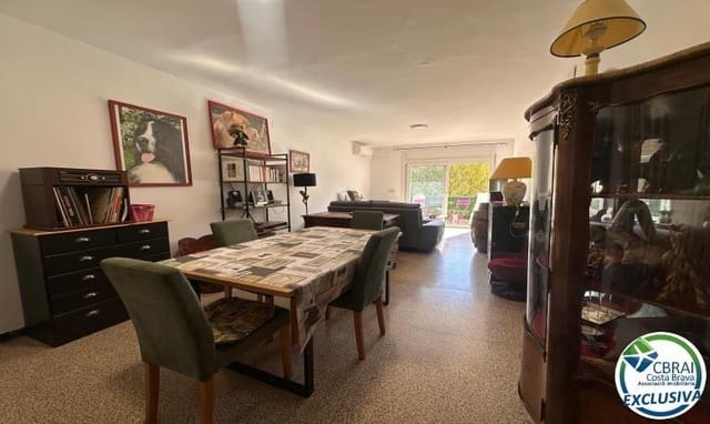 2 slaapkamer Appartement te koop in Empuriabrava, Castelló d'Empúries - € 175.000 (Ref: 9334856)