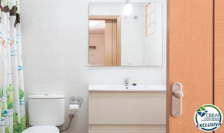 3 slaapkamer Appartement te koop in Roses - € 247.000 (Ref: 9334857)