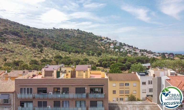 3 slaapkamer Appartement te koop in Roses - € 247.000 (Ref: 9334857)