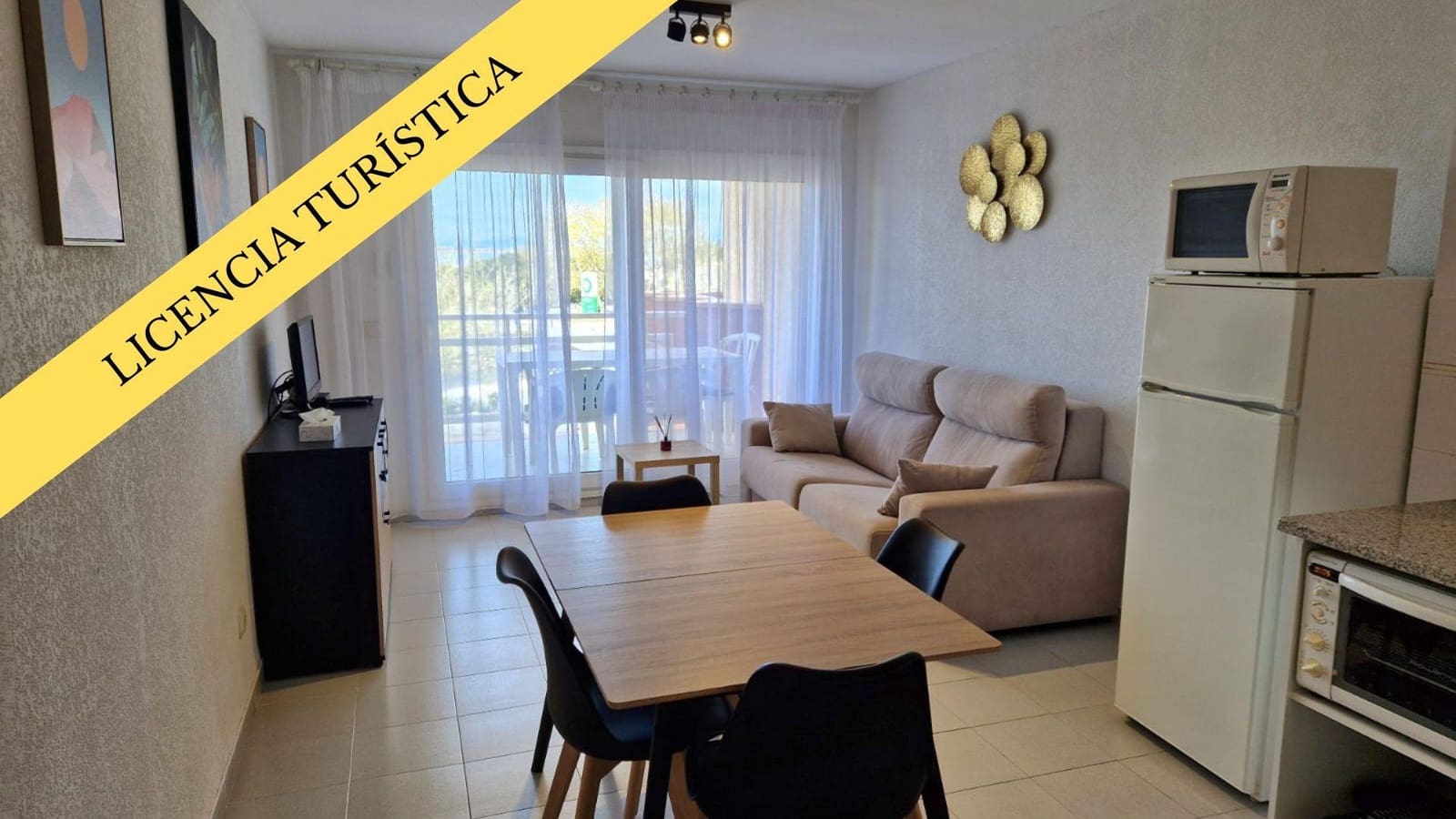 2 bedroom Apartment for sale in Roses - € 225,000 (Ref: 9334858)