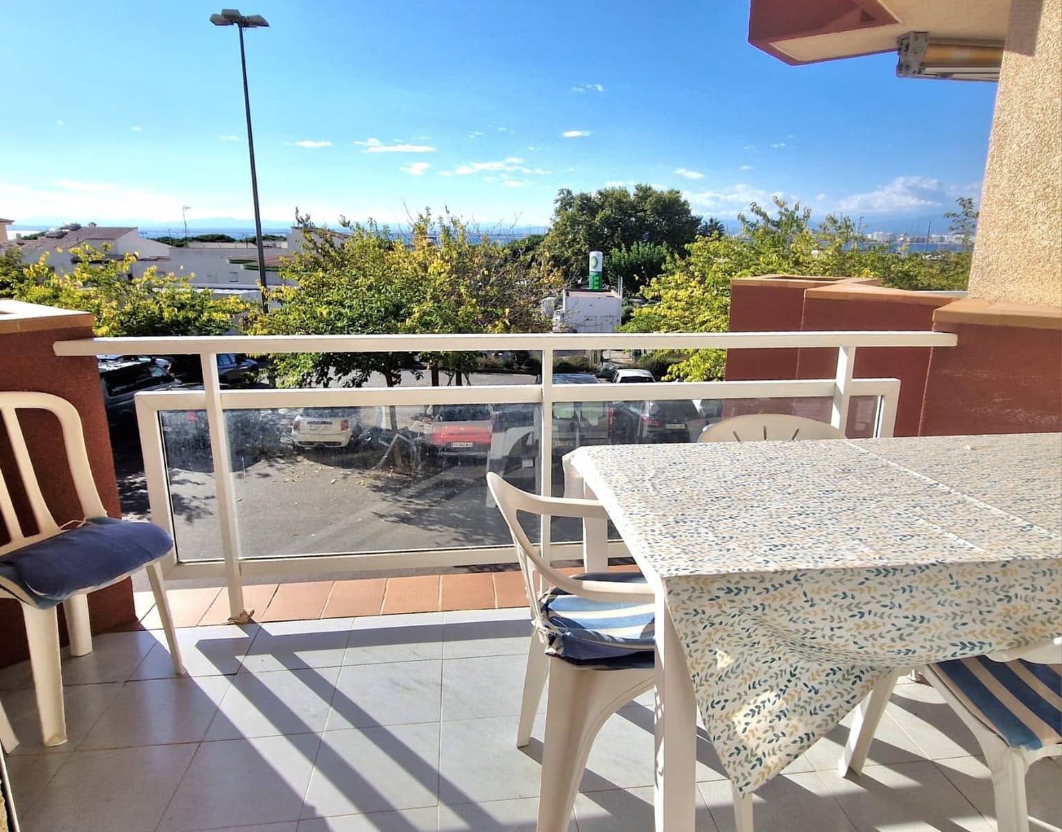 2 bedroom Apartment for sale in Roses - € 225,000 (Ref: 9334858)