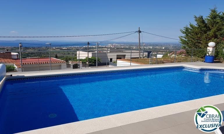 3 soverom Villa til salgs i El Mas Fumats med svømmebasseng - € 549 000 (Ref: 9343778)