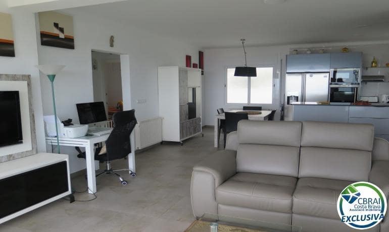 3 soverom Villa til salgs i El Mas Fumats med svømmebasseng - € 549 000 (Ref: 9343778)