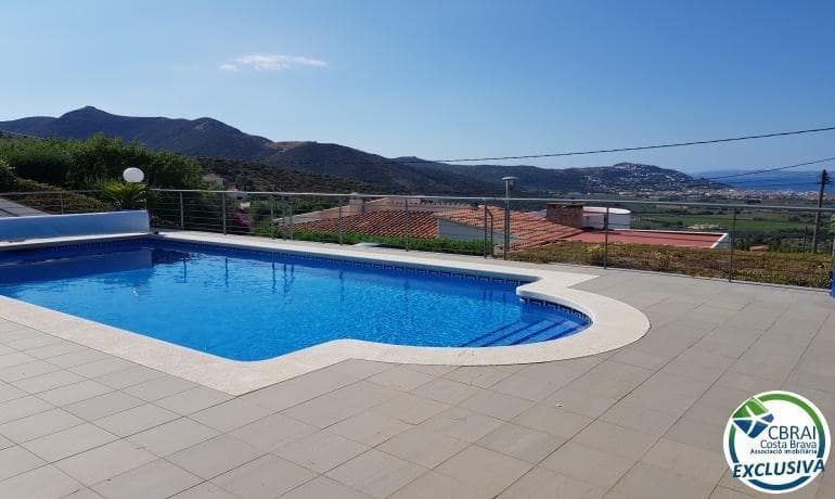 3 soverom Villa til salgs i El Mas Fumats med svømmebasseng - € 549 000 (Ref: 9343778)