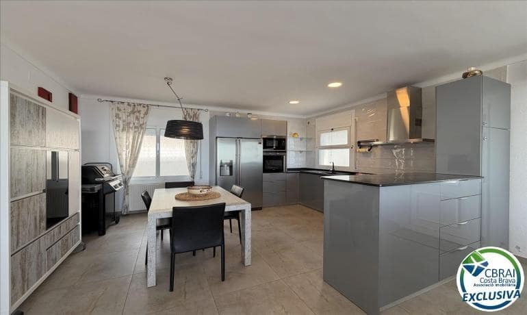 3 bedroom Villa for sale in El Mas Fumats with pool - € 549,000 (Ref: 9343778)