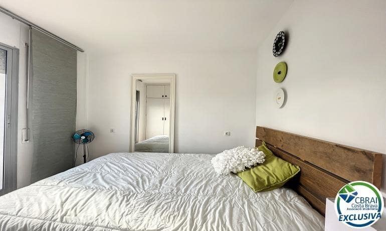 1 bedroom Apartment for sale in Empuriabrava - € 134,000 (Ref: 9376761)