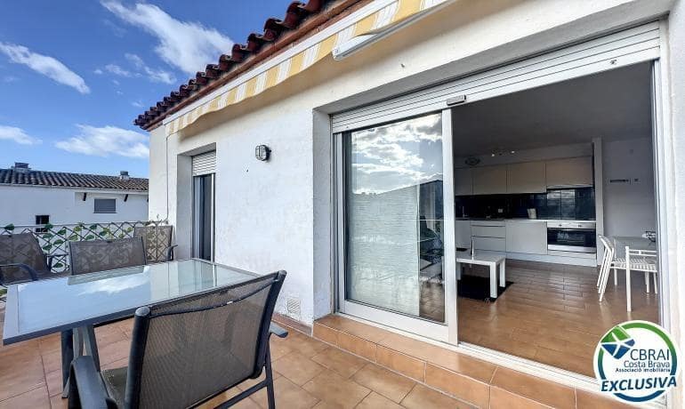 1 bedroom Apartment for sale in Empuriabrava - € 134,000 (Ref: 9376761)