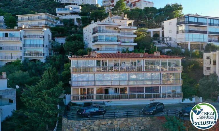 2 bedroom Apartment for sale in Roses - € 140,000 (Ref: 9376762)