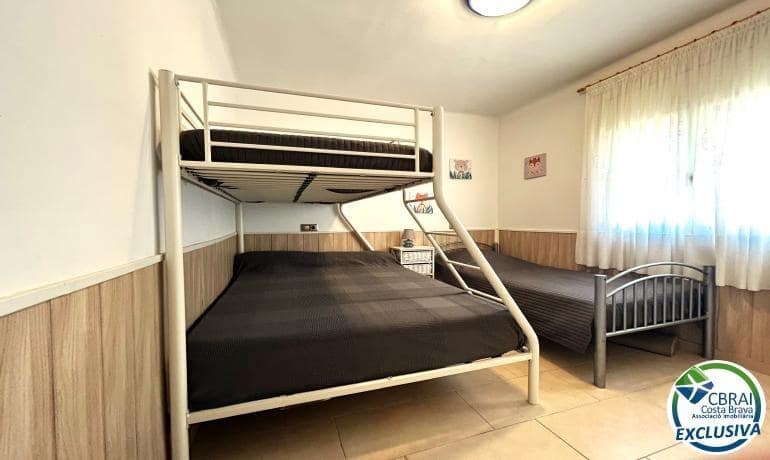 3 soveværelse Lejlighed til salg i Llanca - € 320.000 (Ref: 9382769)