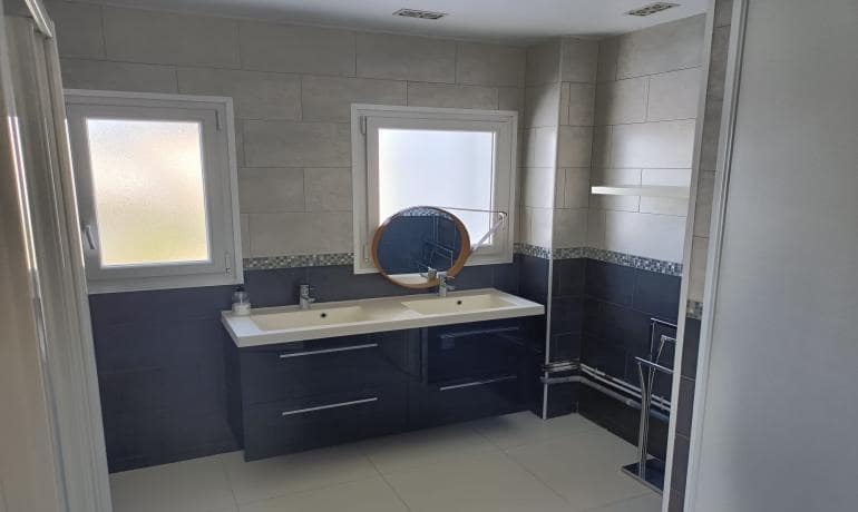 2 bedroom Apartment for sale in Roses with pool - € 169,000 (Ref: 9387815)