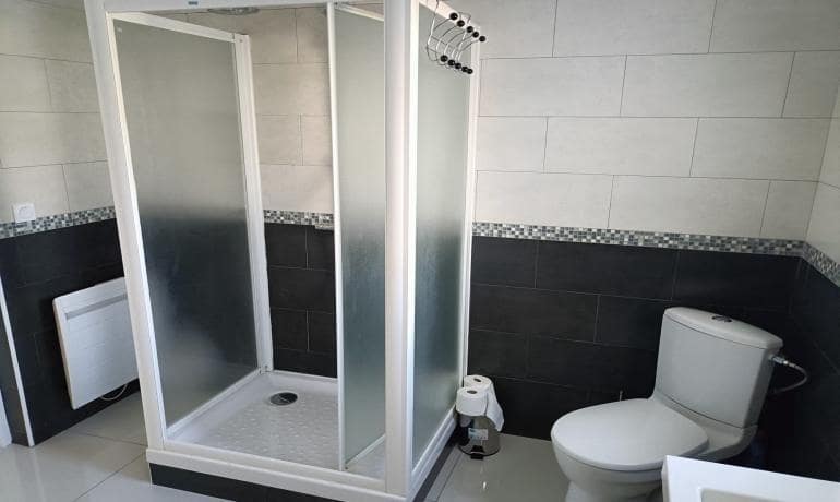 2 bedroom Apartment for sale in Roses with pool - € 169,000 (Ref: 9387815)