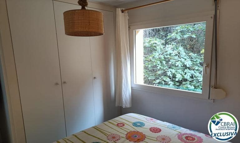 2 bedroom Apartment for sale in Roses - € 249,000 (Ref: 9387818)