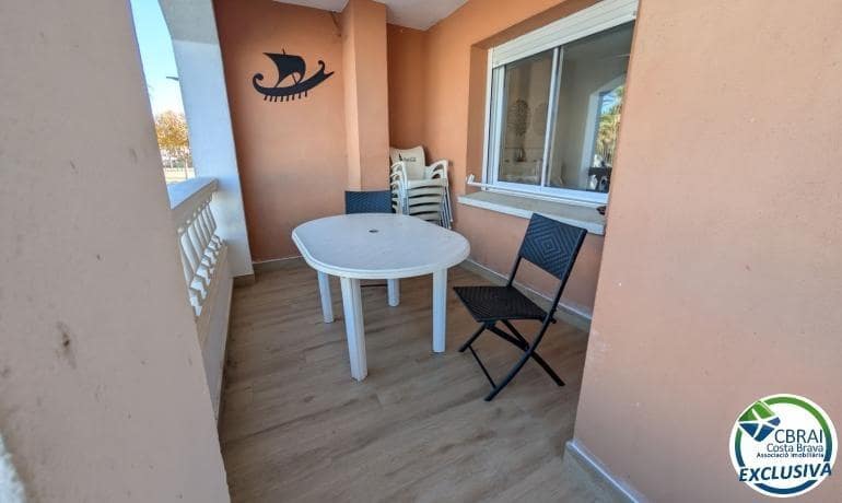 2 bedroom Apartment for sale in Empuriabrava - € 255,000 (Ref: 9398443)