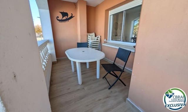 2 slaapkamer Appartement te koop in Empuriabrava, Castelló d'Empúries - € 255.000 (Ref: 9398443)