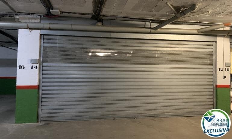 Garage for sale in Empuriabrava - € 55,000 (Ref: 9400844)