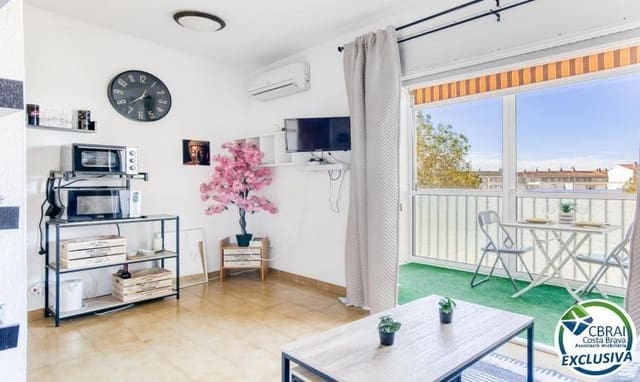 Appartement te koop in Empuriabrava, Castelló d'Empúries met zwembad - € 69.000 (Ref: 9403314)