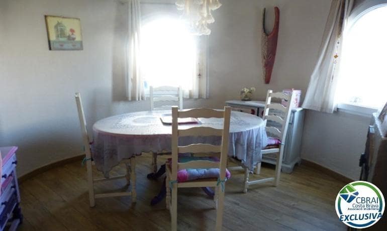 3 chambre Appartement à vendre à Empuriabrava - 290 000 € (Ref: 9403315)