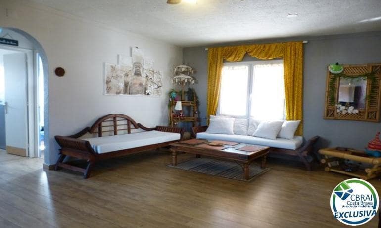 3 chambre Appartement à vendre à Empuriabrava - 290 000 € (Ref: 9403315)