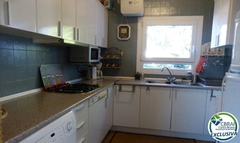 3 chambre Appartement à vendre à Empuriabrava - 290 000 € (Ref: 9403315)